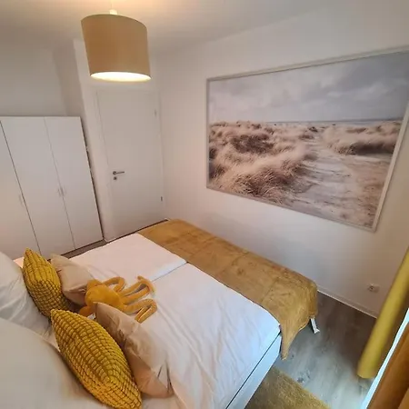 Bookandstay24 Mit Kueche, Balkon Und Parkplatz * Hanau