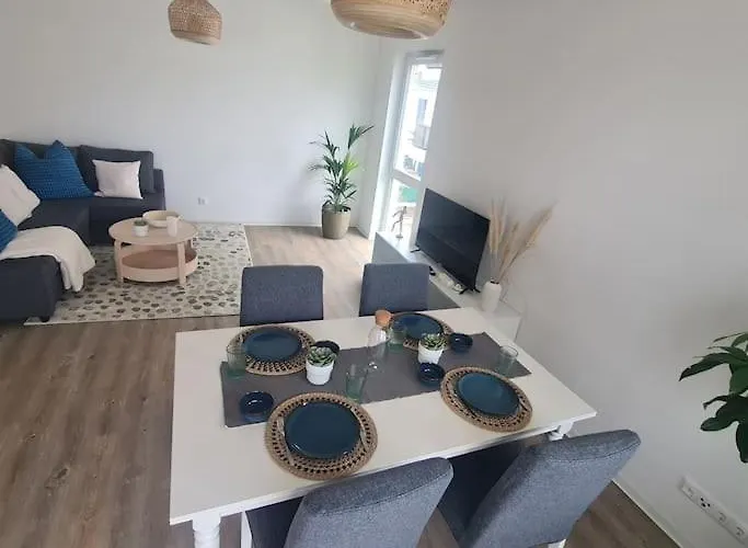 Bookandstay24 Mit Kueche, Balkon Und Parkplatz Apartment *